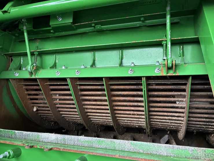 2014-john-deere-s680-image-61