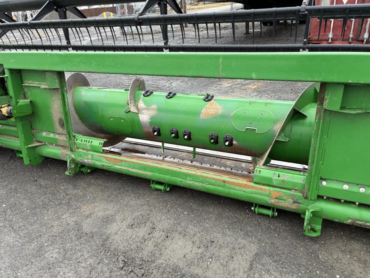 2012-john-deere-625f-image-10