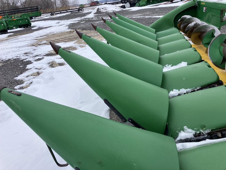 2009-john-deere-608c-image-6