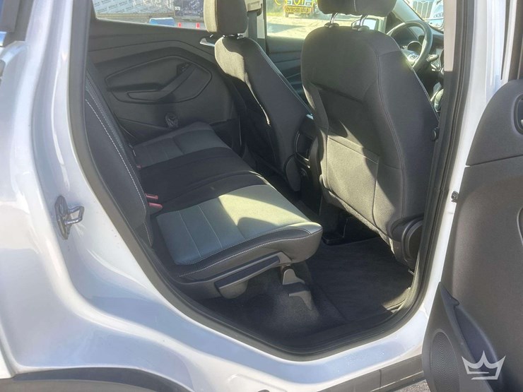 2016-ford-escape-image-25