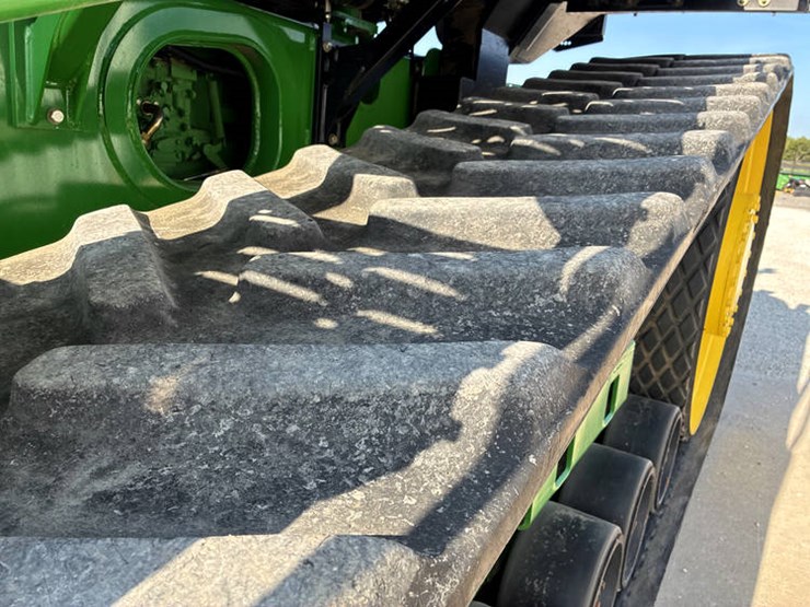 2001-john-deere-9300t-image-47