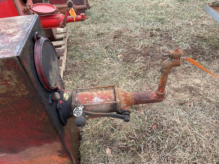 #4238-•-bennett-oil-dispensing-tank-image-9