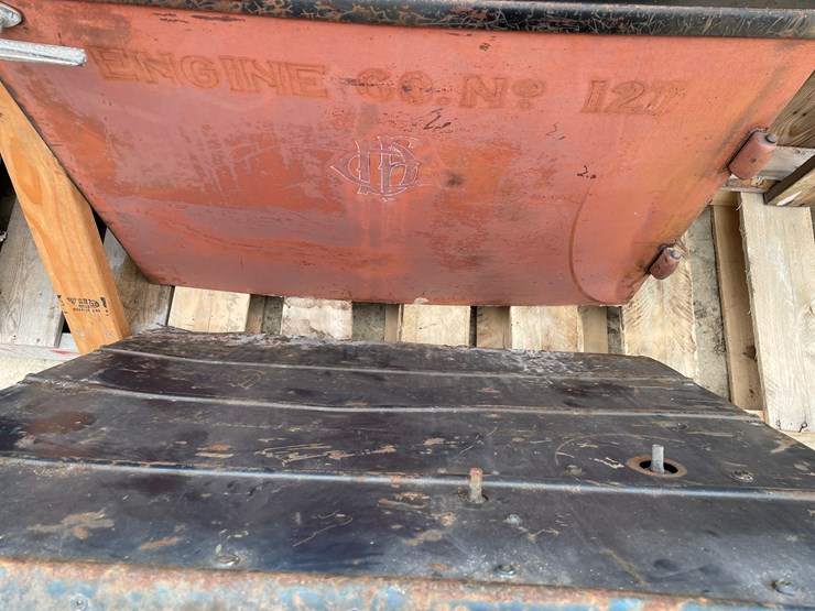 #4407-•-(2)-mack-l-model-vintage-truck-doors-image-7