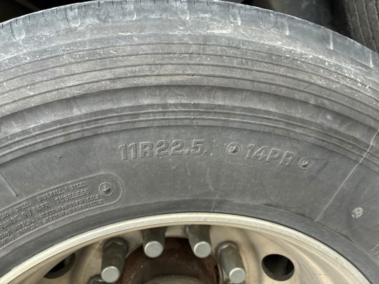 2021-timpte-hopper-bottom-image-38