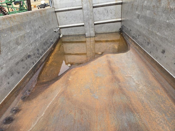 2014-international-7400-image-12