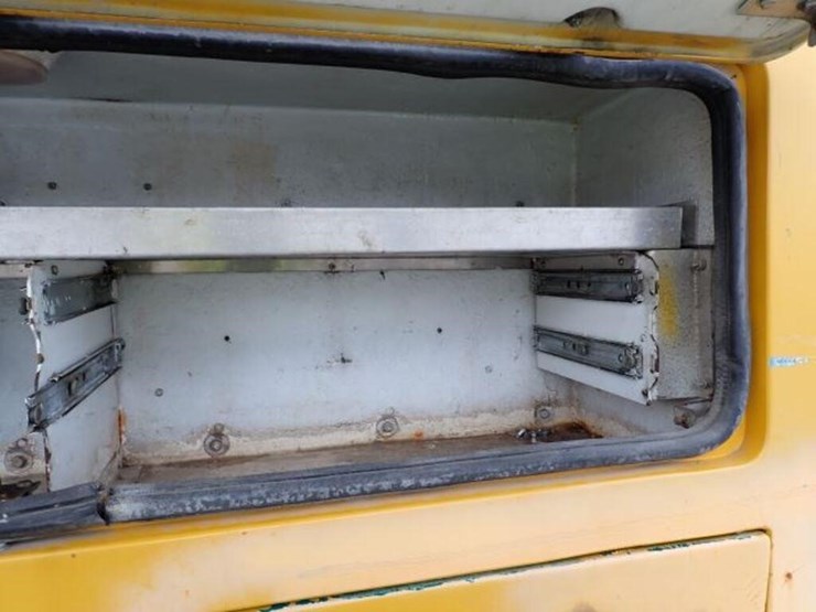 1998-gmc-t4-series-s/a-bucket-truck-1gdp7c1c0wj519-image-58