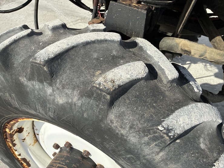 2010-willmar-745-image-57