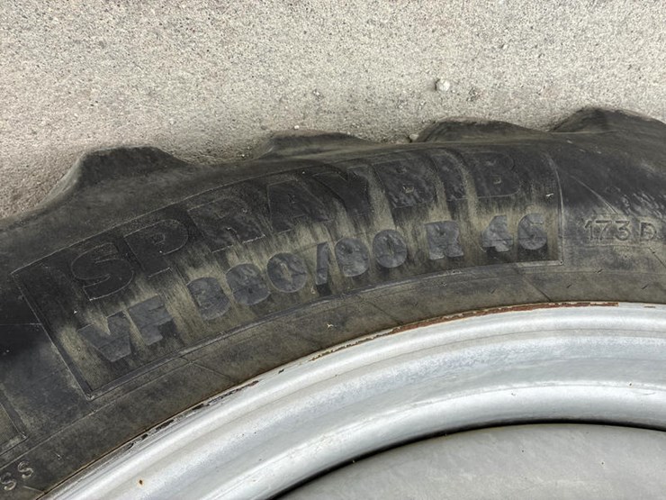 2015-case-ih-patriot-3340-image-46