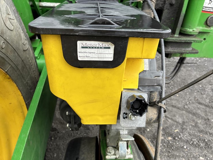 2019-john-deere-1775-image-35