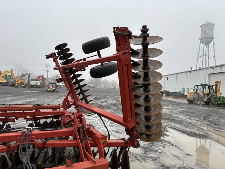 case-ih-3900-image-6