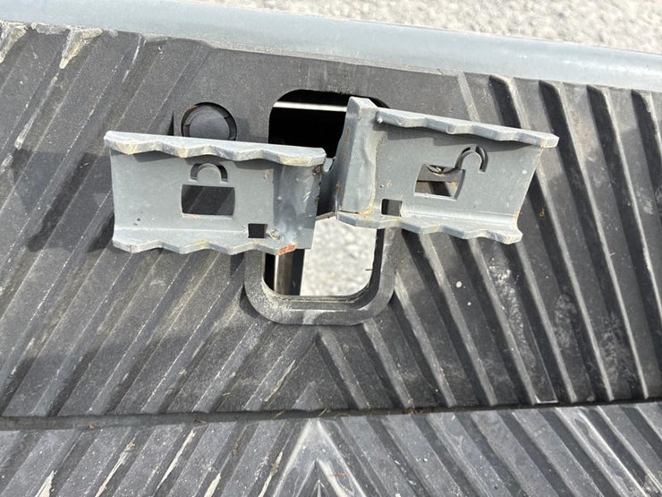 spartan-srt-xd-image-27