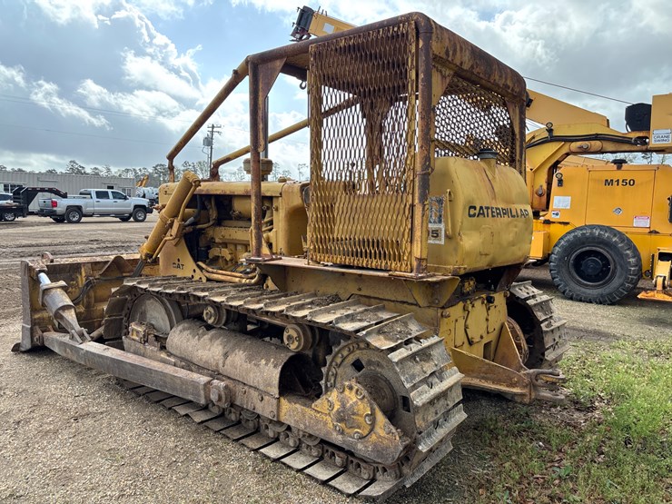 caterpillar-d5b-image-18