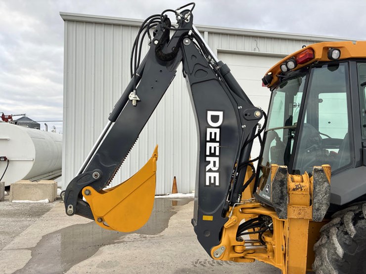 2020-john-deere-2020-image-31