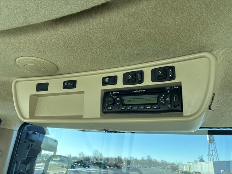 2013-john-deere-9510r-image-83