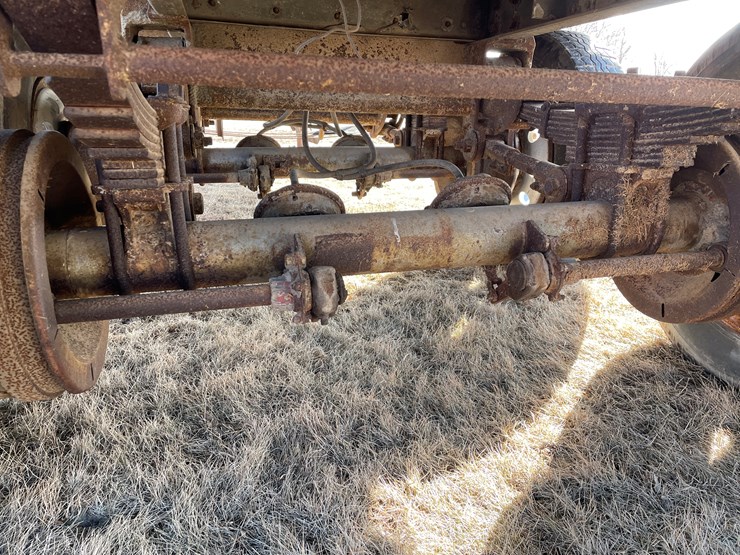 #4220-•-aeroliner-tandem-axle-storage-van-trailer-(no-title)-image-18