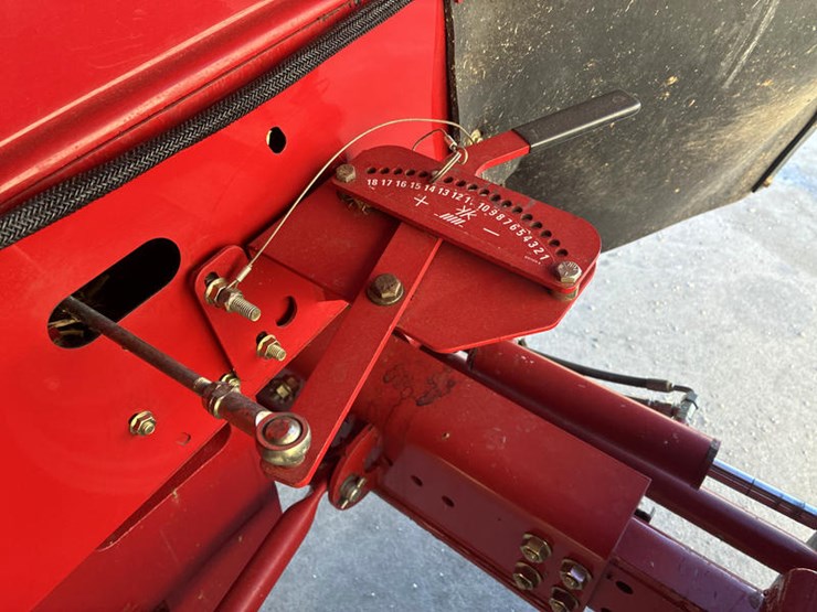 2008-case-ih-2588-image-65