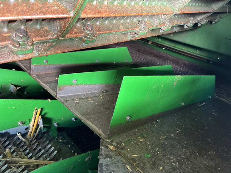 2012-john-deere-s670-image-62