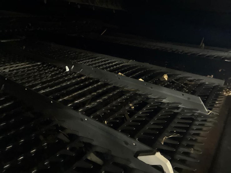 2012-case-ih-7230-image-59