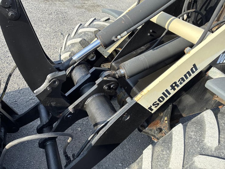 2005-ingersoll-rand-wl350-image-18