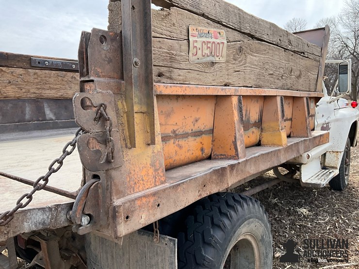 1972-ford-f600-image-18