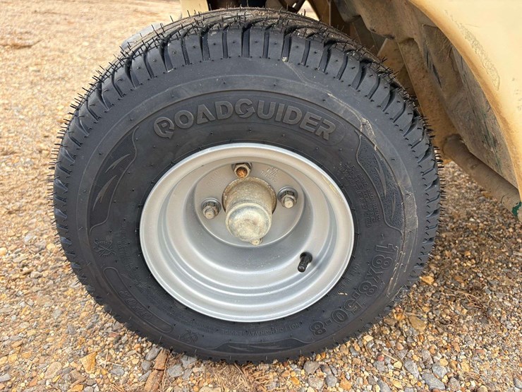 2002-ez-go-gas-powered-golf-cart-image-7