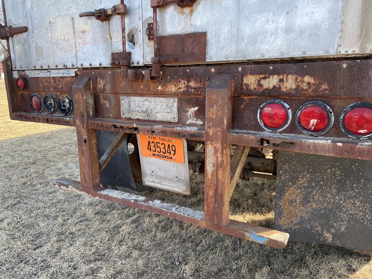 #4220-•-aeroliner-tandem-axle-storage-van-trailer-(no-title)-image-19