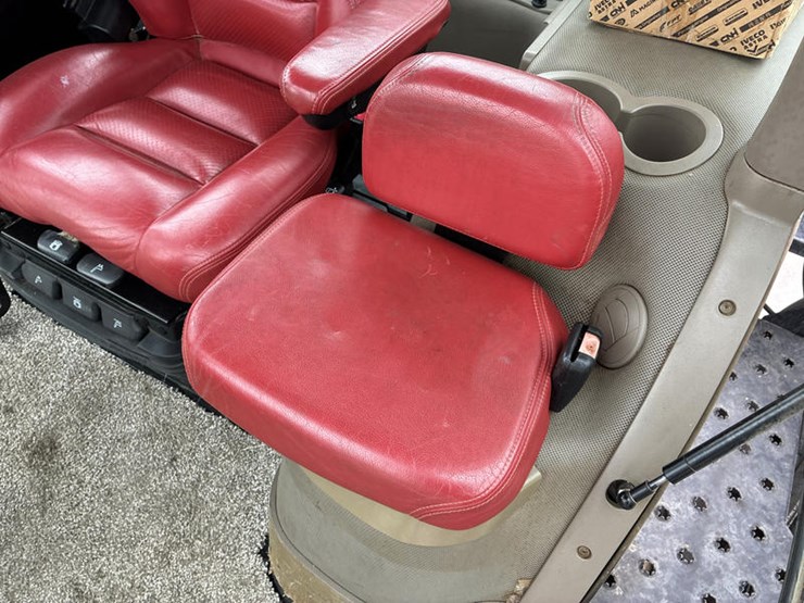 2015-case-ih-patriot-3340-image-69