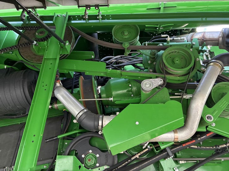 2015-john-deere-s670-image-55