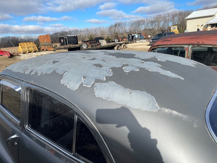 #4203-•-1947-buick-super-sedan,-(has-title)-image-8