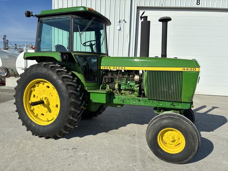 1976-john-deere-4430-image-1