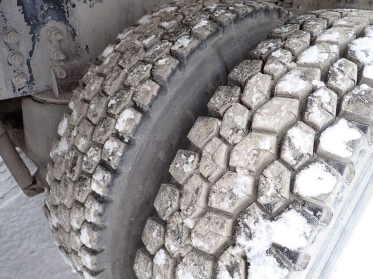 1990-white-gmc-t/a-water-truck-4v2bdbme1ln633643-image-78