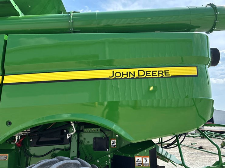 2022-john-deere-s780-image-35