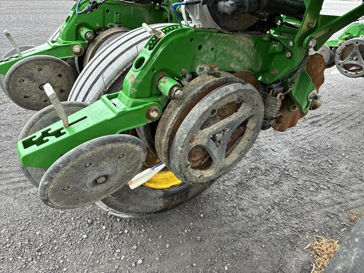 2019-john-deere-1775-image-77