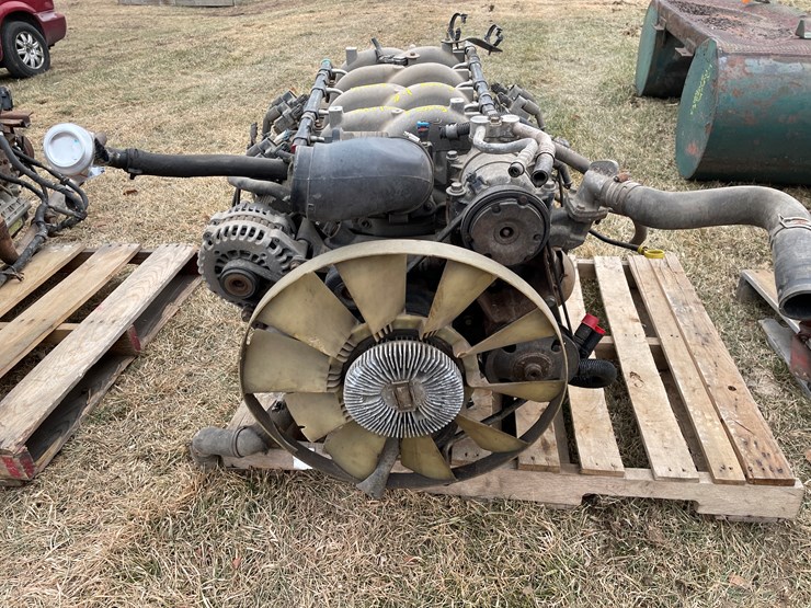 #4228-•-2003-vortec-8.1l-gas-engine-image-6