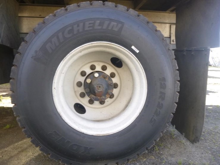 2003-international-7400-image-12