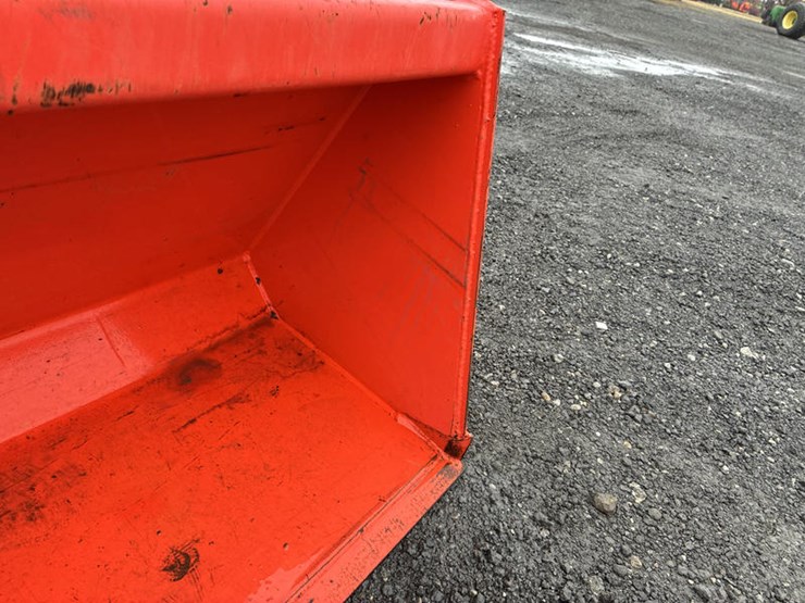 kubota-l2501-image-10