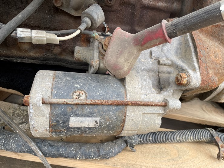 #4227-•-isuzu-4-cylinder-turbo-diesel-engine-image-12