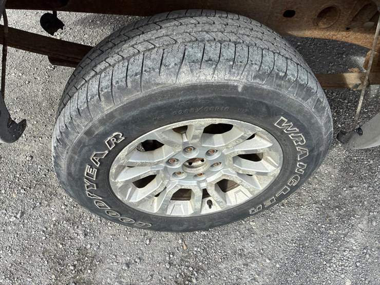 2003-chevrolet-silverado-1500-image-20