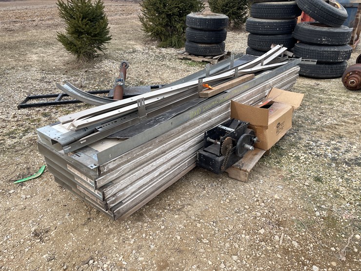 #4255-•-industrial-insulated-garage-door-image-3