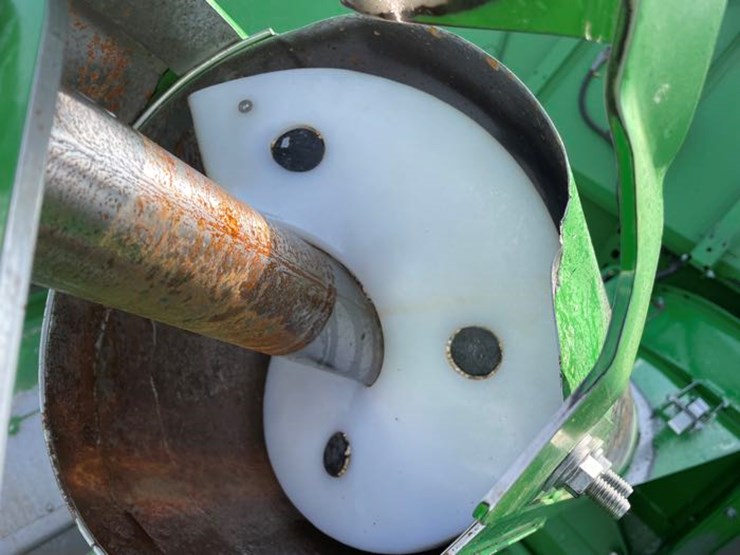 2017-john-deere-s680-image-99