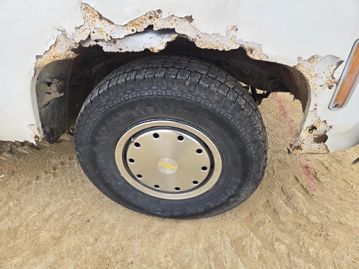 1977-chevrolet-c20-image-21