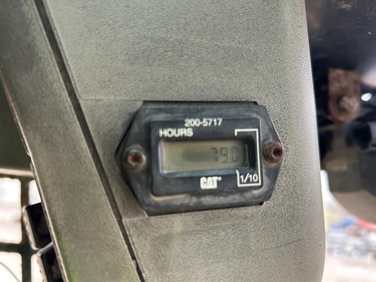 caterpillar-257b-image-21