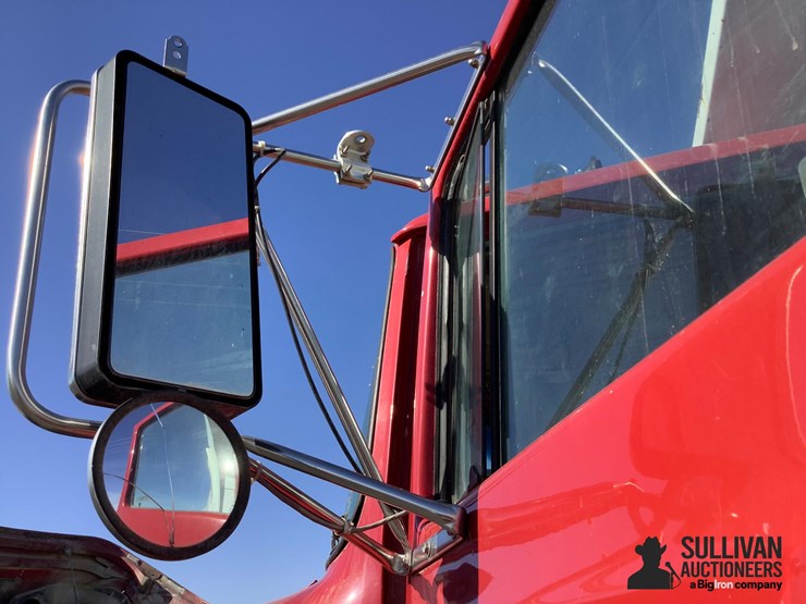 1989-ford-lt8000-image-12