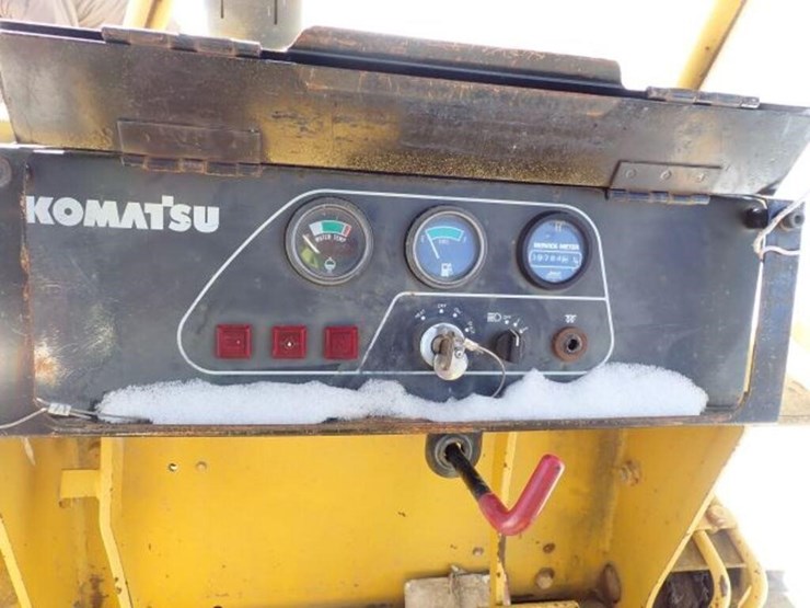 1998-komatsu-d21a-image-5