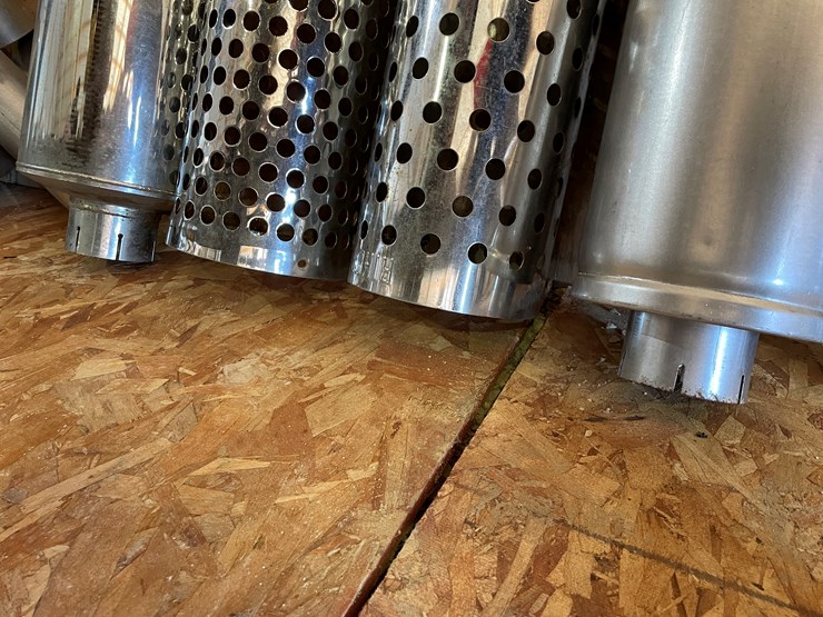 #8041-•-(2)-exhaust-pipes-and-(2)-heat-shields-image-6