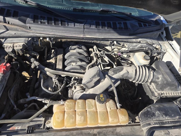 2016-ford-f150-image-31