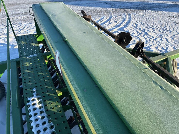 john-deere-750-image-37