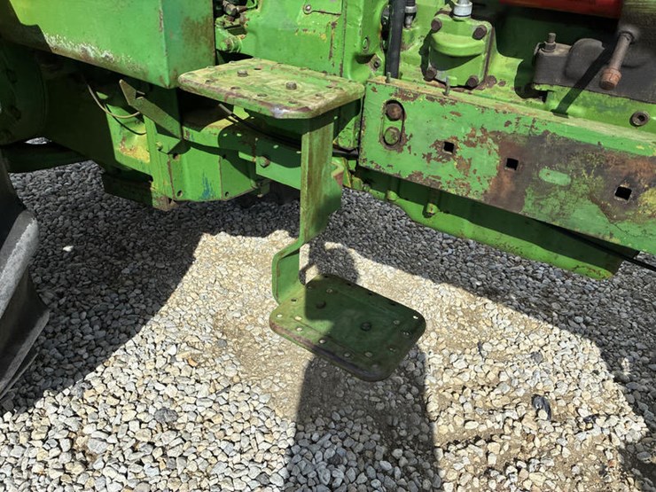 1970-john-deere-4520-image-13