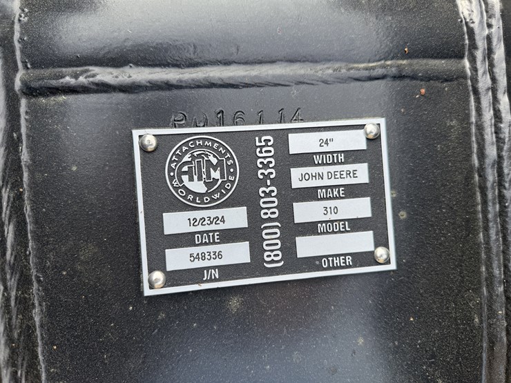 john-deere-310-image-4