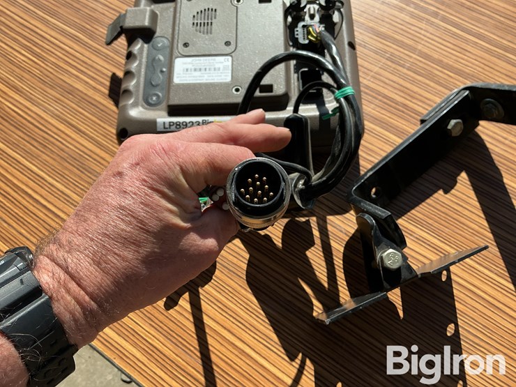 2012-john-deere-2630-image-12